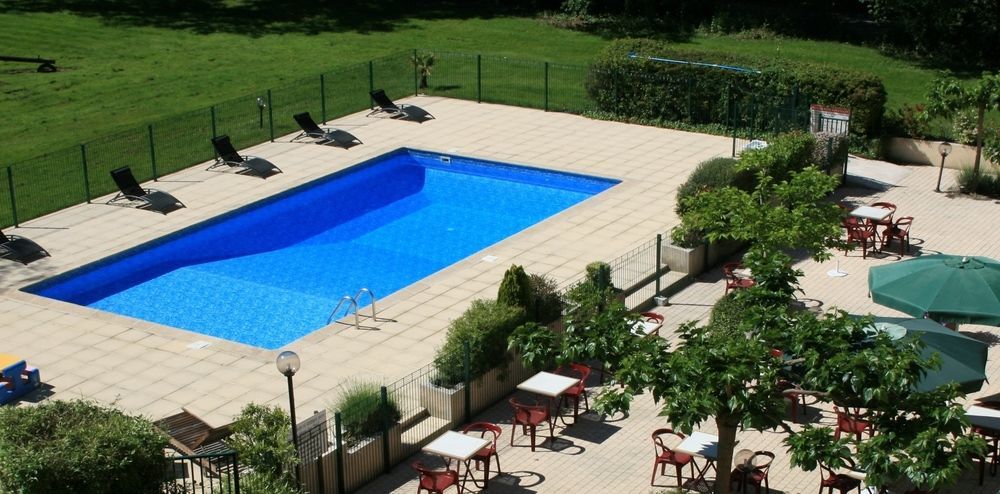 Ussac Mercure Brive מראה חיצוני תמונה