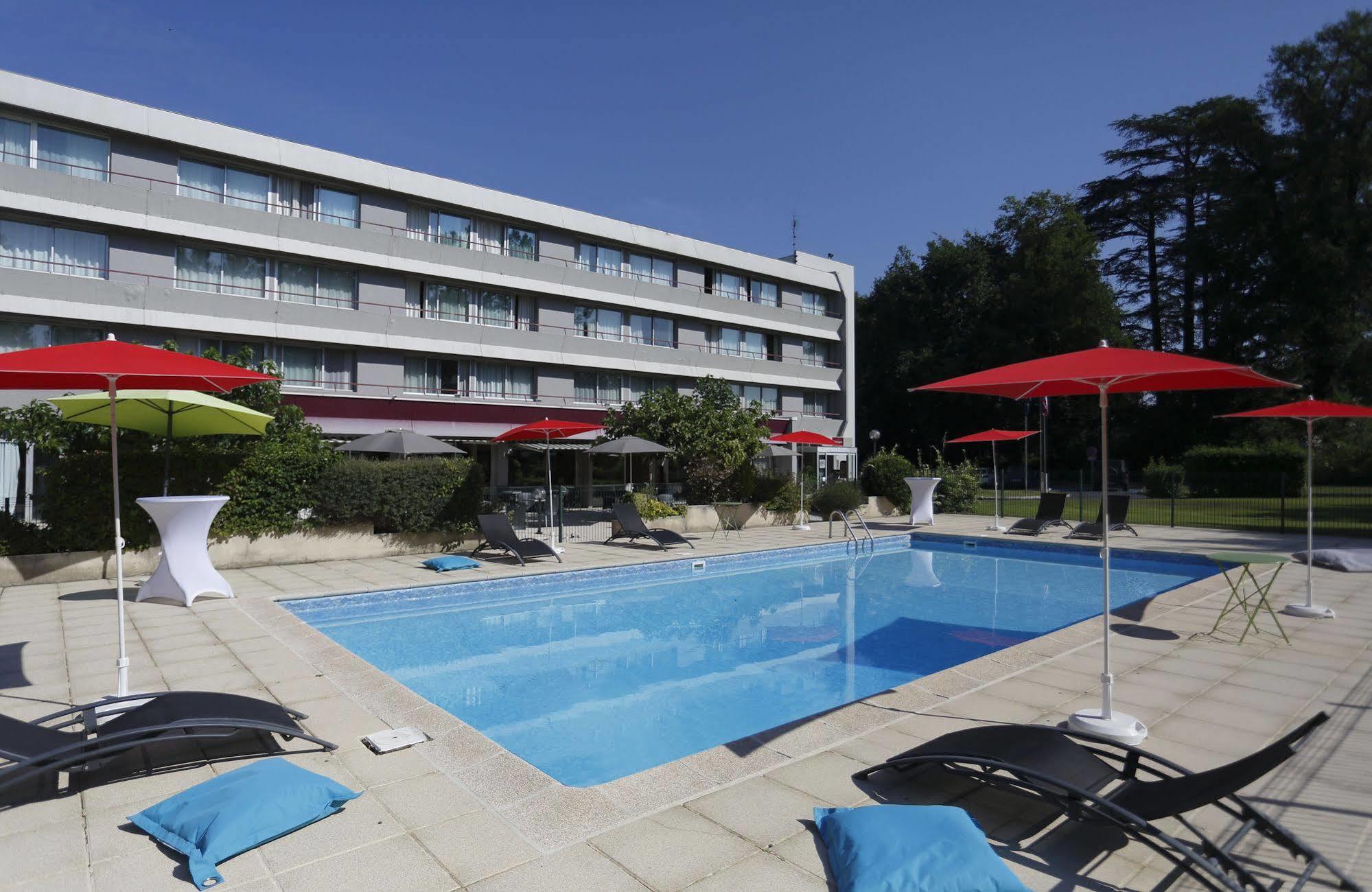 Ussac Mercure Brive מראה חיצוני תמונה